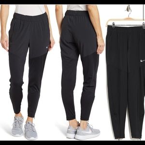 Nike Dri-Fit Essential Pant - NWTs Size Medium